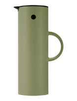 Stelton - Em77 Vacuum Jug 1 L. Soft Fern Green - Grafinas - Chaki spalva