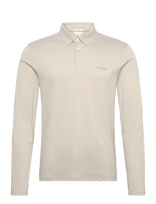 Calvin Klein - Ls Slim Supima Logo Patch Polo - Marškinėliai ilgomis rankovėmis - Smėlio