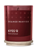 Skandinavisk - Kyss Scented Candle 65G - Kvapni žvakė - Burgundiška splava