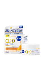 Nivea - Q10 Anti-Wrinkle Energy Radiance Boost Day Cream - Dieninis veido kremas - Nude