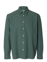 Selected - Slhregfreddie Solid Seersucker Ls Shirt - Laisvalaikio marškiniai - Žalia