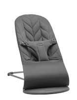 BabyBjörn - Babybjörn Bouncer Bliss, Woven, Petal Quilt, Anthracite - Baby Bouncers - Pilka