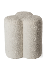 POLSPOTTEN - Stool Clover Boucle - Taburetės ir suolai - Smėlio
