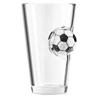 Stiklo futbolo kamuolys - įstrigęs stikle