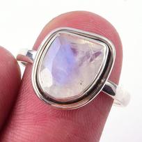 Natural Rainbow Moon Stone Gemstone Handmade 925 Sterling Silver Ring S.8 H9j25 gray