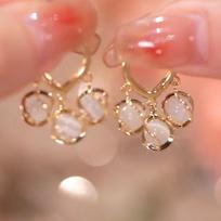 New Fashion Exquisite Spiral Opal Ball Earrings for Women Girls Light Luxury Temperament Party Jewelry Gift ARI brown