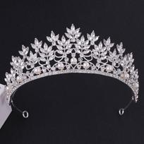 Kalnų krištolo karūna tiara, Nuotakos atmosferos prabangos vestuvių vakarienės vestuvių stilizavimo karūna white