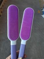 Sticky Pet Hair and Dust Removal Brush for Clothes violetinė
