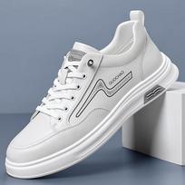 Little White Shoes 2025 New Men's Sports and Leisure Shoes Versatile Trend One Pedal Breathable Soft Surface Board Shoes Men's 7025 38 balta