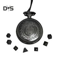Mini DND kauliukų rinkinys Dragon Graviruotas kišeninis laikrodžio korpuso dėklas su 7 daugiakampiais metaliniais DND kauliukais Retro estetikos žaidimų kauliukų rinkinys, skirtas stalo žaidimams C