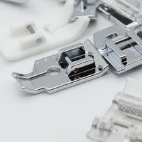 11 vnt. Daugiafunkcinė pėdelė Buitinės siuvimo mašinos kojų priedų rinkinys 11pcs