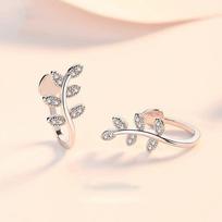 The New Mini Fresh Senseau Leaf Ear Clip Silver s925 Clip on Earrings Non Pierced sidabras
