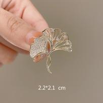 Rhinestone Ginkgo Biloba Brooch Anti-Light Buckle High-End Delicate Pin Creative Collar Pin Shirt Accessories Pin brown