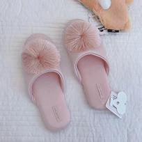 Fashion Winter Plush tassels Hairball Slippers Women  New Korean Christmas New Year Warm Home Shoes Casual Flat Bottom Slippers 36- 37 rožinė