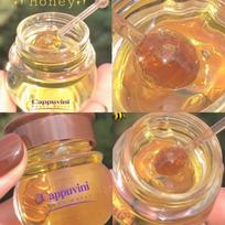 Cappuvini CP05 Moisturizing Lip Mask: Day & Night Hydration in a Bee-Themed Jar moisturizing repair lip mask gray