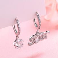 Pentagram Shining Ear Buckle Korean Version Temperament Personality Asymmetrical Letters Full of Diamond Earrings Women