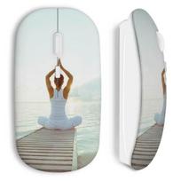 Souris sans fil yoga face à la mer