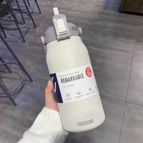 Didelės talpos 1300 ml terminio vandens butelis su šiaudų nerūdijančio plieno termoso buteliu šalto ir karšto vandens buteliu sportinio termoso taurė 1300ml