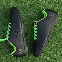 Football Shoes Children's Football Boots Leather Short Nail Professional Training Young Outdoor Men's Football Shoes 32