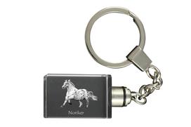 Noriker - krištolinis pakabukas su žirgo nuotrauka, šviečiantis pakabukas, unikali  Art-Dog  prekės ženklo dovana skaidri