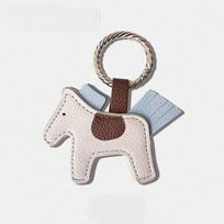 Magnetinis kepurės spaustukas Kuprinės kabliuko priedas Skrybėlės nuo saulės magnetinis kabliukas Sagtis Nešiojamų krepšių priedai 10.5cm gray