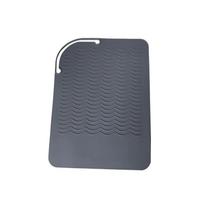 Portable Silicone Heat Resistant Mat Hair Straightener Curler Insulation Pad Non-Slip Anti Heat Mat Hair Styling Tool For Travel pilka spalva