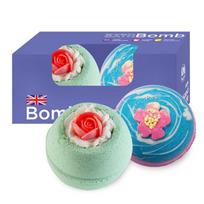 Balm Cosmetics Geriausi vonios druskos Microbubble 2 dalių rinkinys (Pasirinkite 1 iš 3) Vintage Rosehip + Hula Hula blue