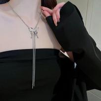 Metal Liquid Butterfly Pull Adjustable Necklace Multifunctional Design Spice Girl Wind Necklace Female gray