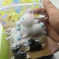 Squishy Fluffy Kawaii White Cat Blue Eyed Persian Cat Fidgety Toys Girl Birthday Cute Gift Fingertip Toy Stress Relief Toys Pets