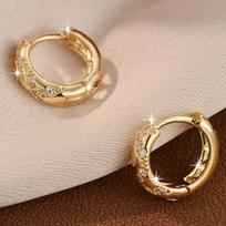 Trendy Geometric Ear Cuff: Stylish European and American Design, Fashionable and Versatile Women's Jewelry. sidabras