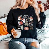 Unisex Hoodie Retro kalėdinis megztinis Estetiškas Kalėdų Senelio marškinėliai Kalėdiniai gobtuvai Kalėdų nuotaikos Žieminiai drabužiai Pieninis sausainis Kalėdų seneliui L black