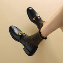 Krazing Pot Cow Leather Round Toe Thick Med Heels Spring Shoes Brogues Big Size 43 Metal Fasteners Women Pumps 34 juoda