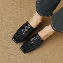 Krazing Pot Natural Leather Mules Square Toe Low Heels Autumn Outside Slippers Weaving Summer Shoes Women Pumps 34 juoda