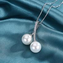 Australian Fritillary Pearl Pendant Light Luxury Gold Imitation Natural Pearl Necklace Bone Chain Women gray