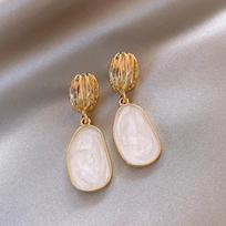 White Irregular Waterdrop Pendant Earring for Women Korean Geometry New Fashion Party Jewelry Girl Gift gray