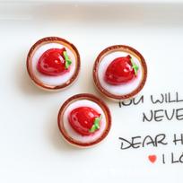 DIY Dessert-Themed Jewelry Accessories: Strawberry Kiwi Cream, Fruit Charms, Shoe Buckles, Phone Case Embellishments 2.0cm x 2.0cm žemuogės