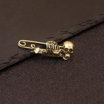 1pc Gothic Skull Skeleton Safety Pin Brooches Tone Punk Style Lapel Pins Perfect Dark Aesthetic Rocker Edgy Fashion Accessories black
