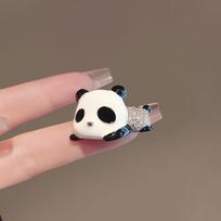 National Treasure Cute Cute Pet Giant Panda Brooch Black And White Temperament Diamond-Encrusted Pin Collar Pin Anti-Light Accessories white