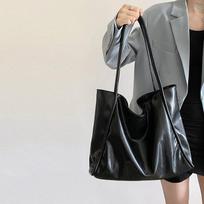 Large capacity tote bag for women in , new glossy handheld college student class bag,simple and casual underarm shoulder bag gray