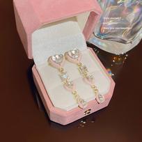 Girl pink earrings silver needle high sense Joker sweet earrings studded love earrings female. rožinė