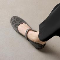 Krazing Pot Cow Skin Summer Spring Autumn Winter Flats Buckle Straps Leopard Women Keep Warm Round Toe Mary Janes Shallow Shoes 35 pilka