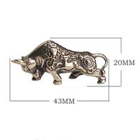 Žalvarinė bulių kovos statulėlė Stalo puošmenos Kinų zodiakas Sėkmės Jautis Agresyvios figūrėlės Miniatiūros Kūrybingas laimingas raktų pakabukas