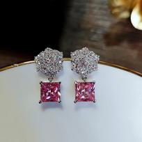 Silver Super Flashing Camellia Earrings Red Square Crystals Earrings Fashion Small Fragrance Ladies Earrings Needles Red