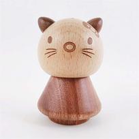Šis mielas animacinio katino medinis dantų krapštukų laikiklis yra ne tik praktiškas, bet ir gali suteikti dekoratyvumo jūsų namams Cat (male) beige