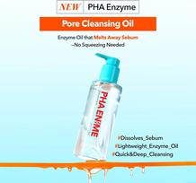 Farm Stay - Dermacube Acne Solution Cleansing Foam white