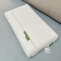 Memory Foam Pillow Neck Protection Non-temperature Sensing Pillow Home Zero Pressure Slow Rebound Pillow gray