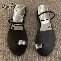 Korean Style Diamond Accessories Flip-flops 2024 New Fashion Casual Simple  Flat Bottom Anti-slip Women's Slippers Summer 39 sidabras