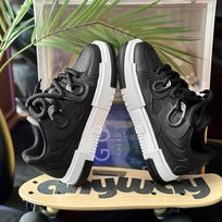 Fashion Men's Sneakers Fashion Street Skateboard Shoes Designer Platform Casual Shoes for Men Lace Up Vulcanized Shoe Luxury Tenis Shoes 39 juoda