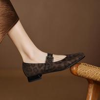 Krazing Pot Cow Skin Spring Summer Size 43 Size 42 Size 41 Thick Low Heels Women Round Toe Leisure Leopard Pumps 35 ruda