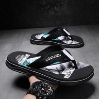 High Quality Men Slippers Hot Sale Flip Flops Summer Beach Slippers Men Fashion Breathable Casual Men Slippers Chanclas Hombre 39 juoda